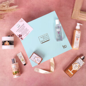 Almond Gift Set With Candle